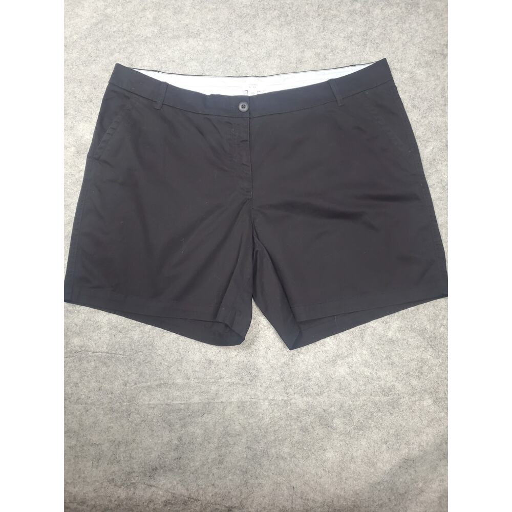 Crown & Ivy Women's 20W Black Chino Shorts